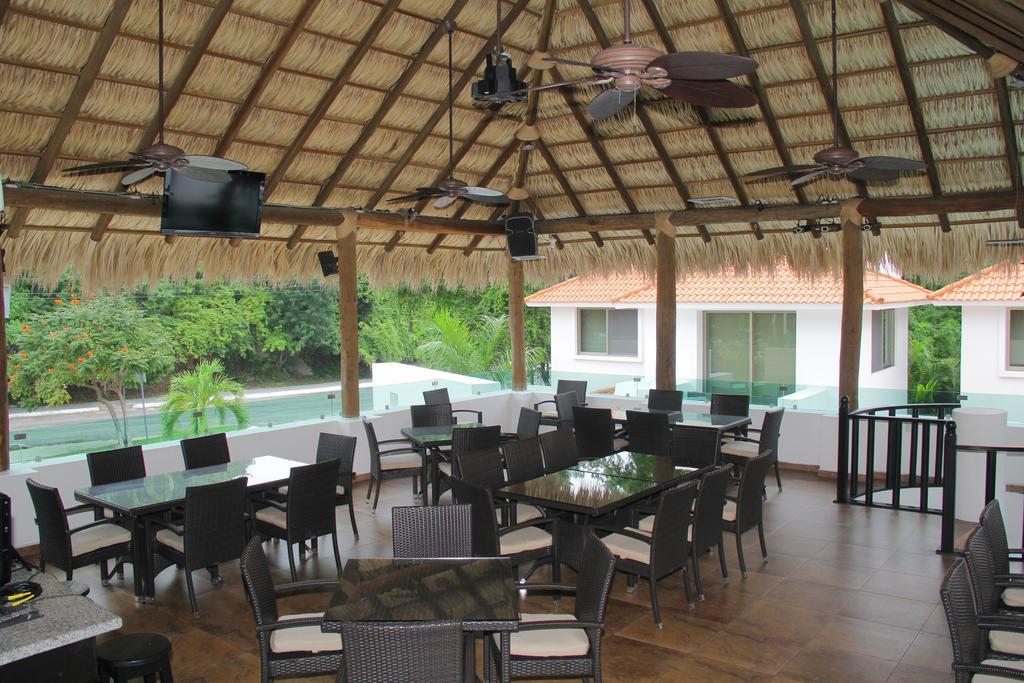 Villas Maria Isabel Santa Cruz Huatulco Exterior photo